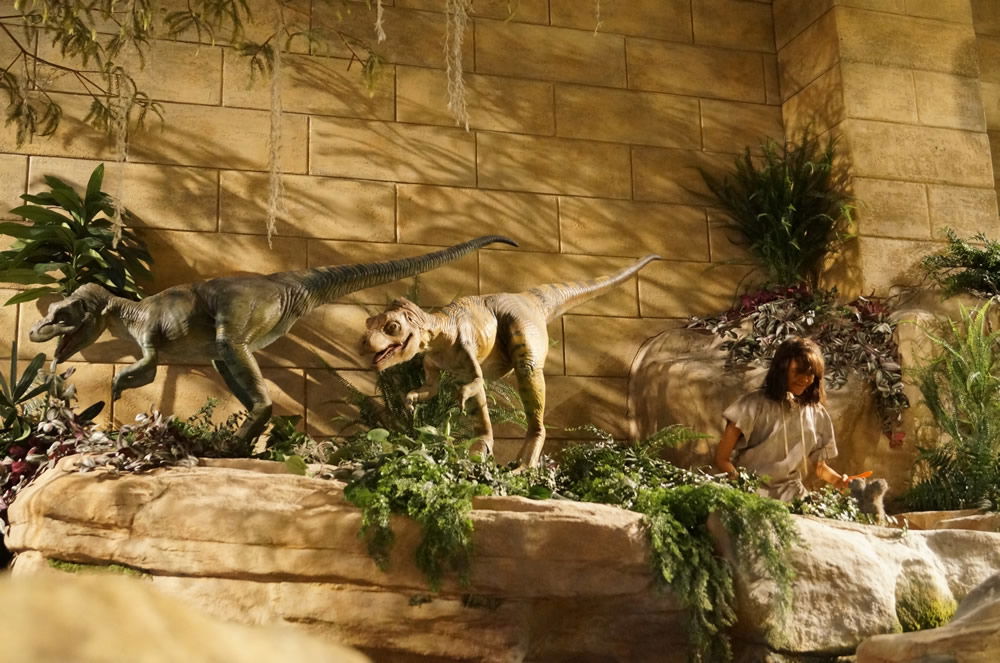 Dinosaurs and Humans Together at the Creation Museum