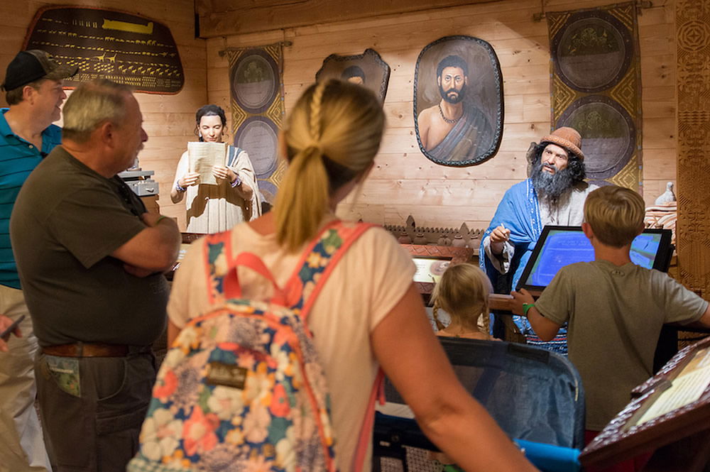 Ark Encounter Crowd