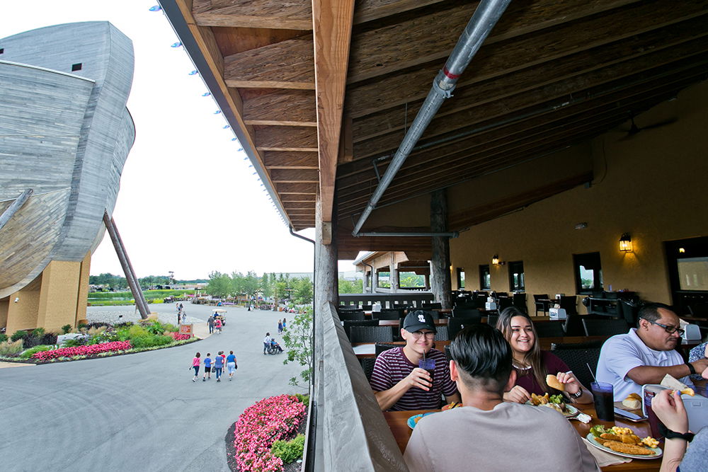 Outdoor Dining at Emzara's Buffet