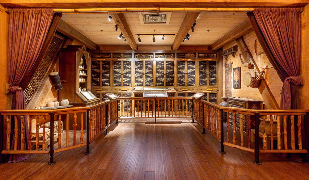 Noah's Library Exhibit