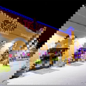 Family experiencing Virtual Reality